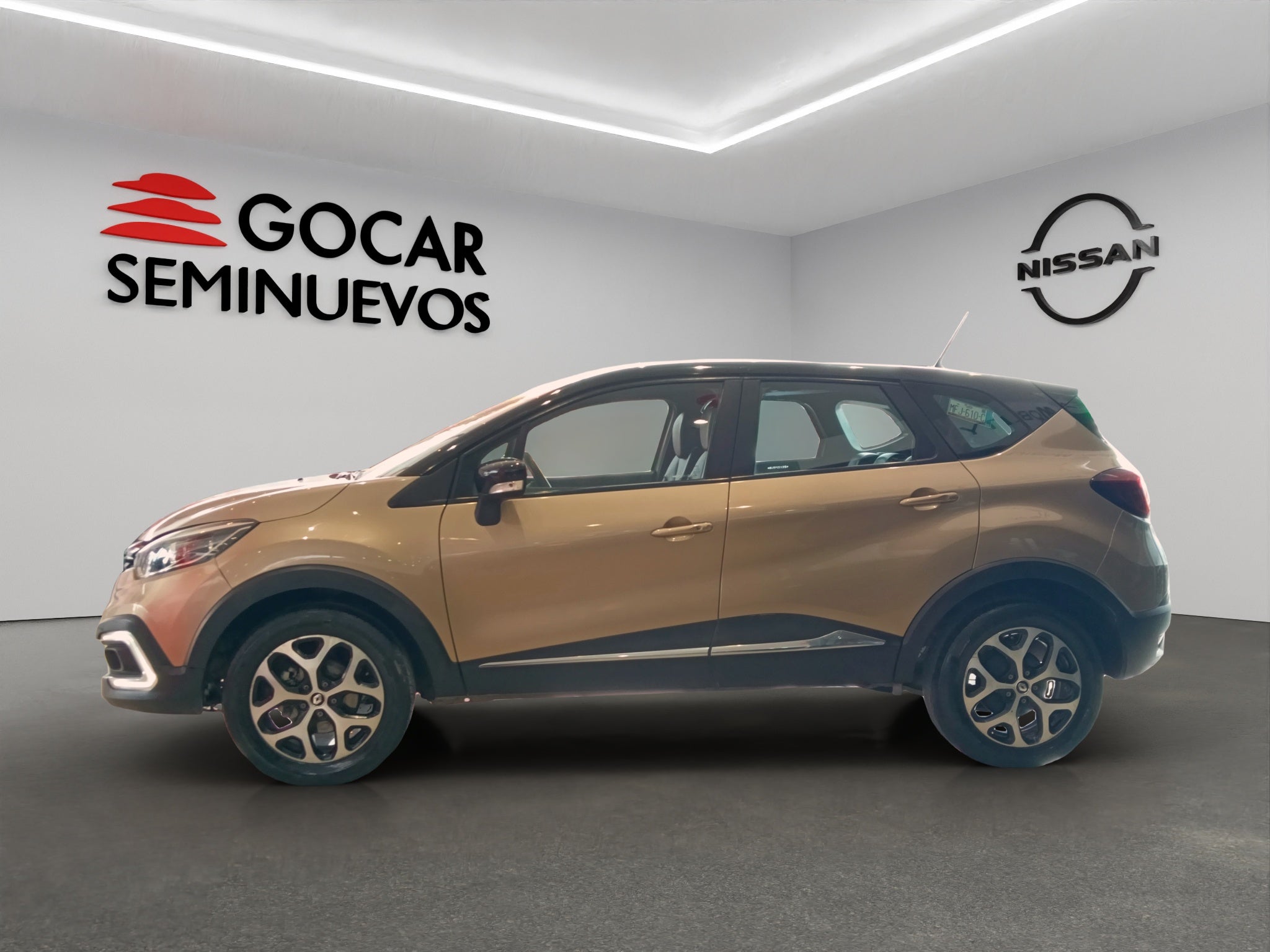 2022 Renault Captur VUD 5 pts. Iconic, TA, piel, GPS, RA-18