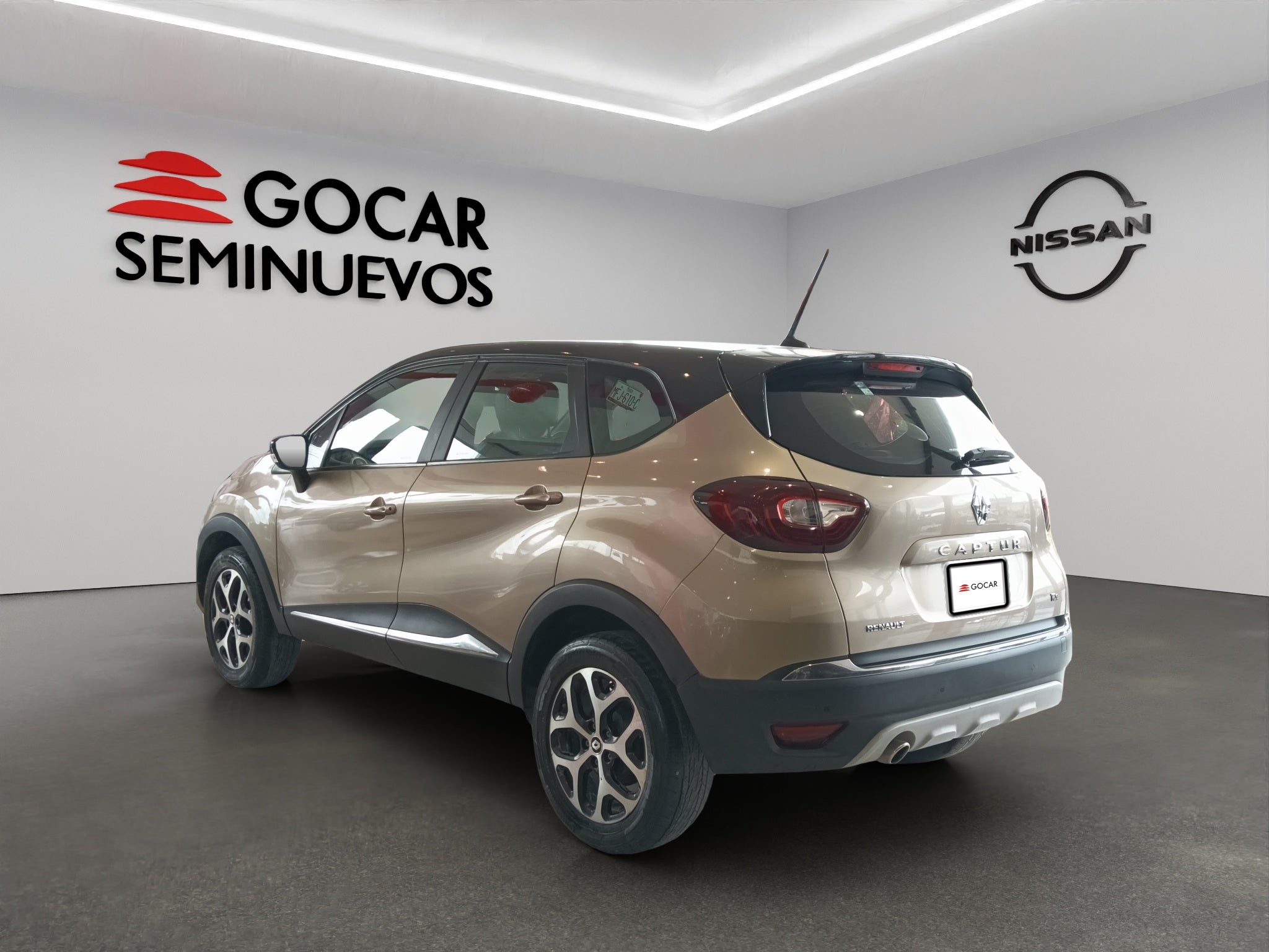 2022 Renault Captur VUD 5 pts. Iconic, TA, piel, GPS, RA-18