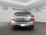 2023 Renault Logan 4 pts. Intens, 1.6l, TM5, RA-16 (línea nueva)