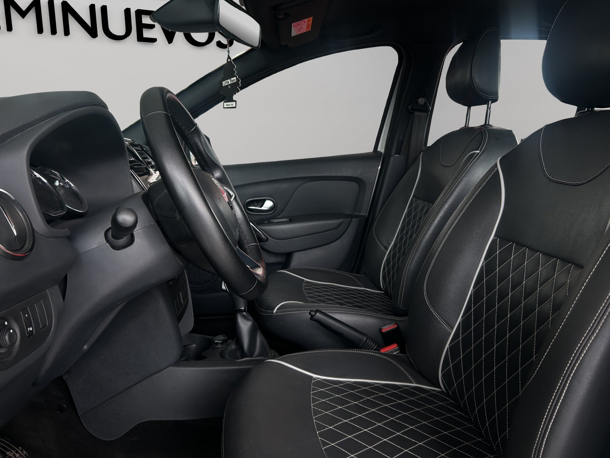 2024 Renault Logan 4 pts. Intense CVT