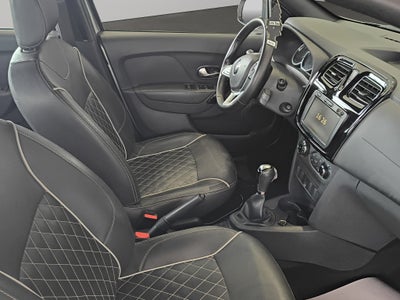 2024 Renault Logan 4 pts. Intens, 1.6l, TM5, RA-16
