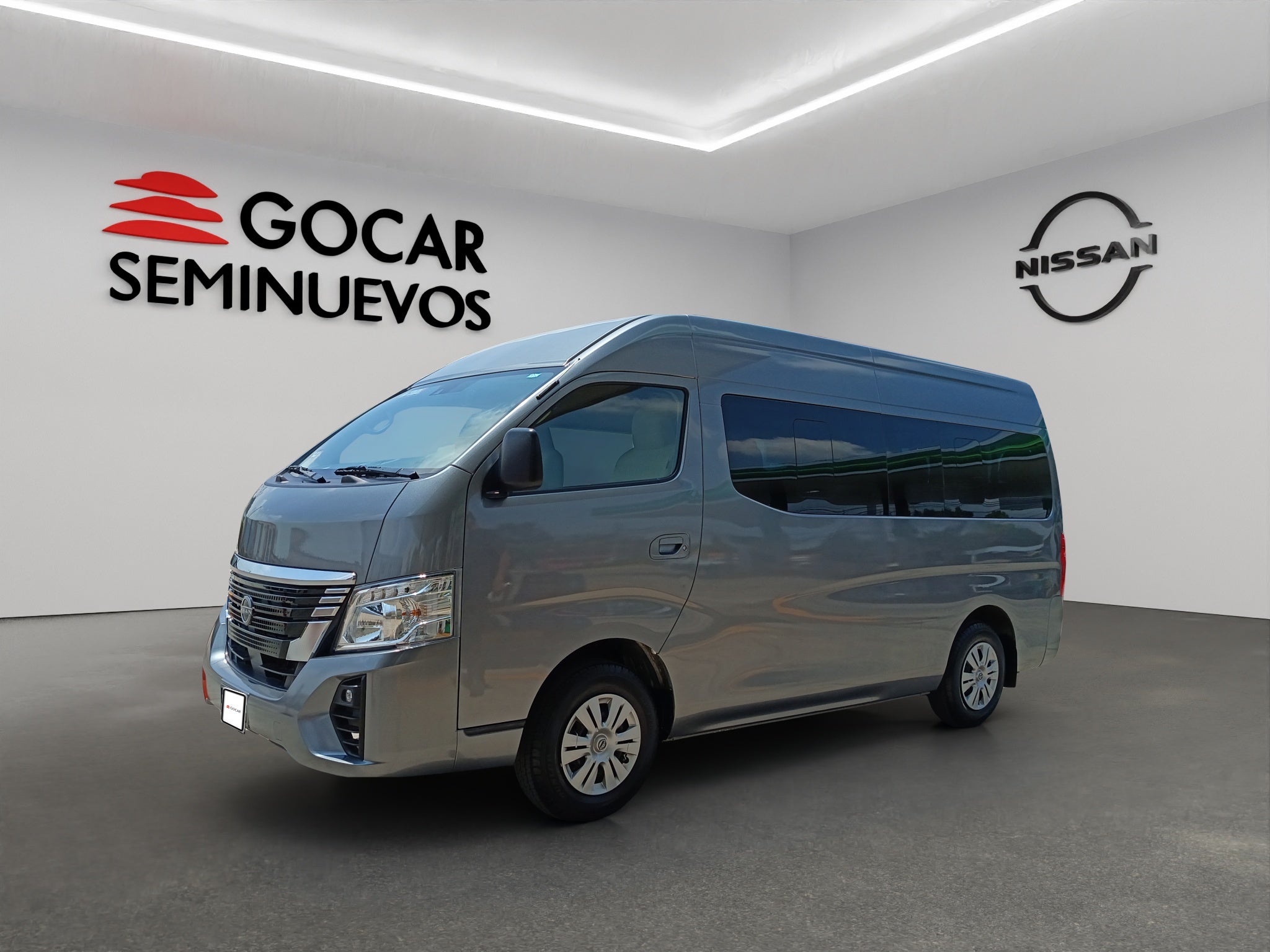 2025 Nissan Urvan Pasajeros 4 pts. Amplia, TM5, a/ac., desem. tras., 14 pas.