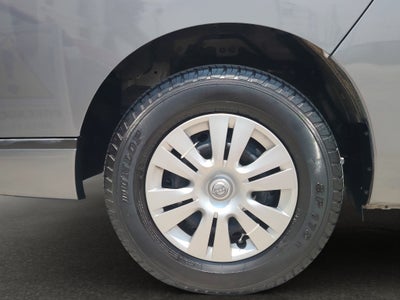 2025 Nissan Urvan Pasajeros 4 pts. Amplia, TM5, a/ac., desem. tras., 14 pas.
