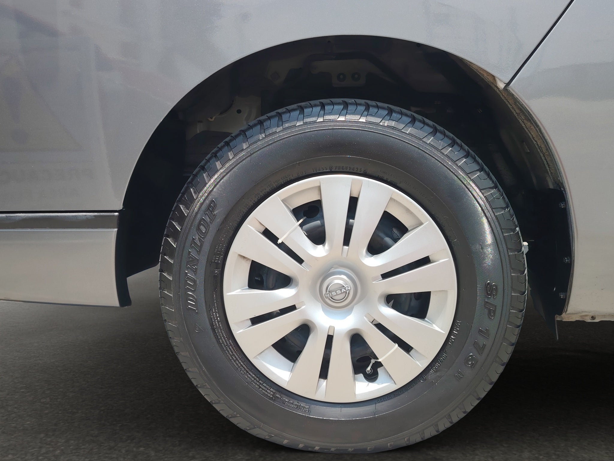 2025 Nissan Urvan Pasajeros 4 pts. Amplia, TM5, a/ac., desem. tras., 14 pas.
