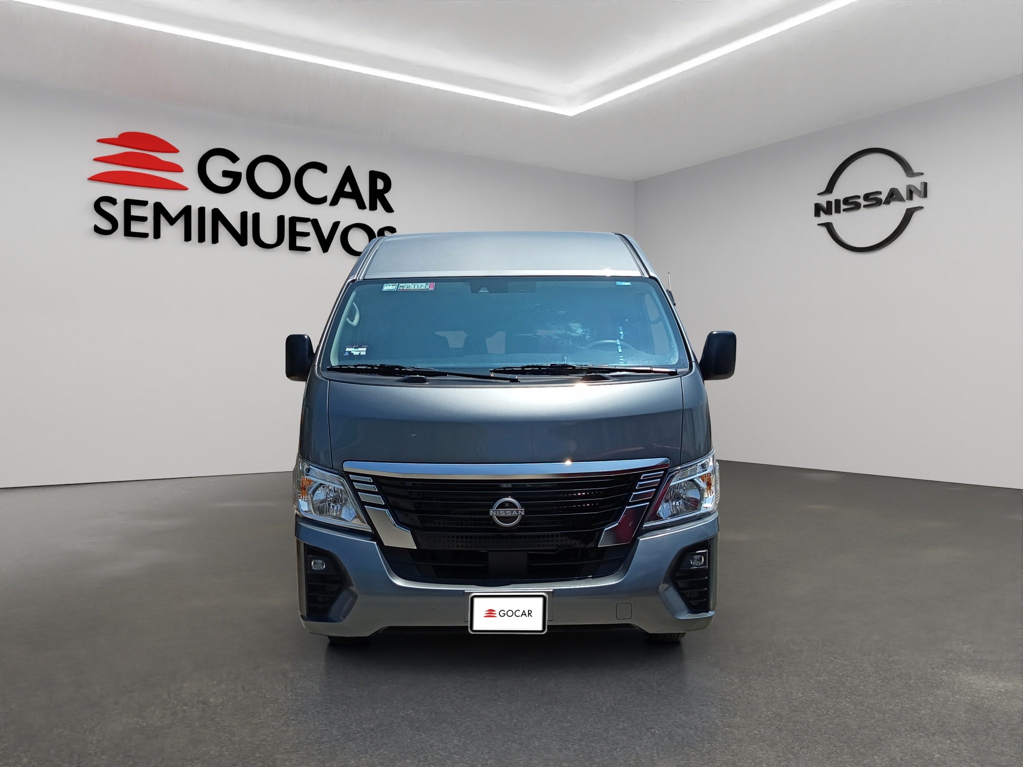 2025 Nissan Urvan Pasajeros 4 pts. Amplia, TM5, a/ac., desem. tras., 14 pas.