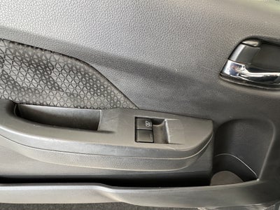 2023 Nissan Urvan Pasajeros 4 pts. Amplia, TM5, a/ac., desem. tras., 14 pas.