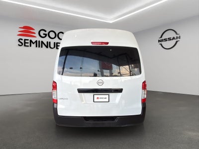 2024 Nissan Comerciales Urvan Panel 4 pts. Amplia, TM5, a/ac.