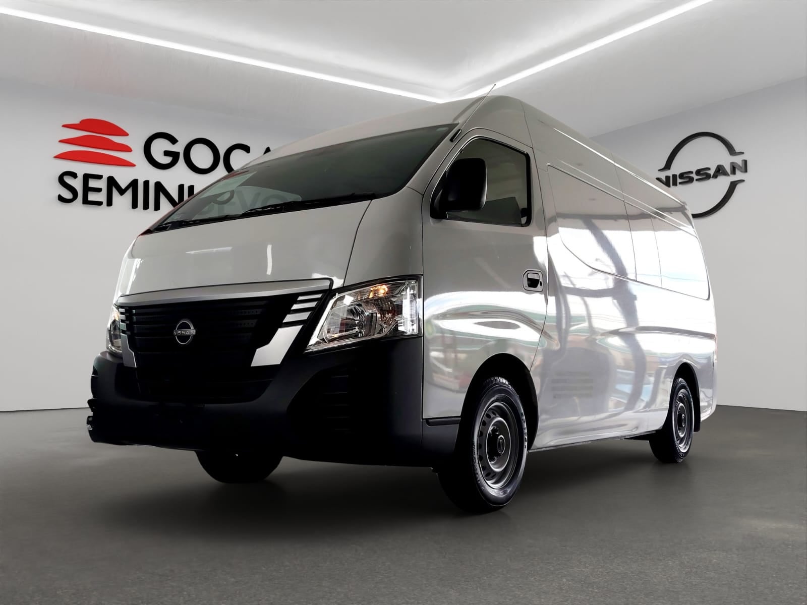 2024 Nissan Comerciales Urvan Panel 4 pts. Amplia, TM5, a/ac.