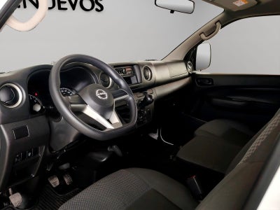 2024 Nissan Comerciales Urvan Panel 4 pts. Amplia, TM5, a/ac.