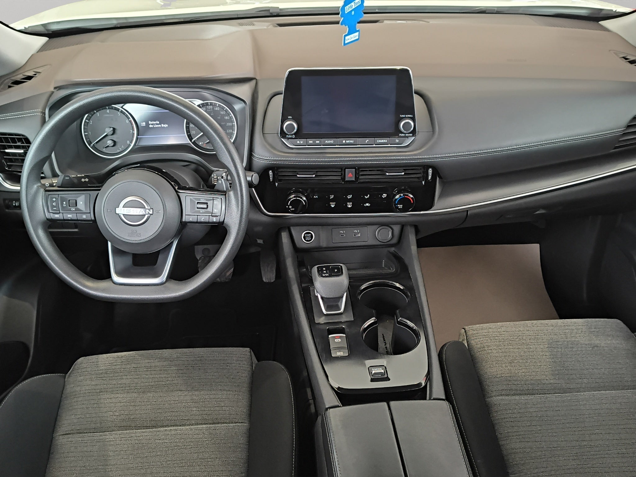 2023 Nissan X-Trail VUD 5 pts. Advance, TA, RA-17 (línea nueva)