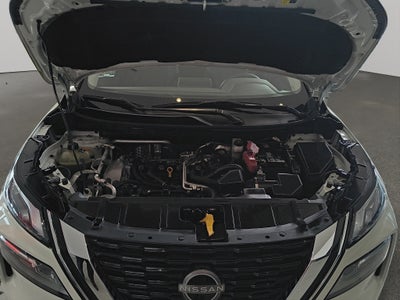 2023 Nissan X-Trail VUD 5 pts. Advance, TA, RA-17 (línea nueva)