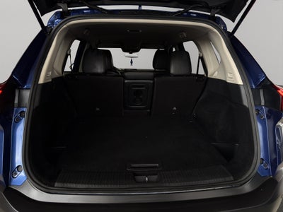 2024 Nissan X-Trail VUD 5 pts. Exclusive, TA, piel, RA-18