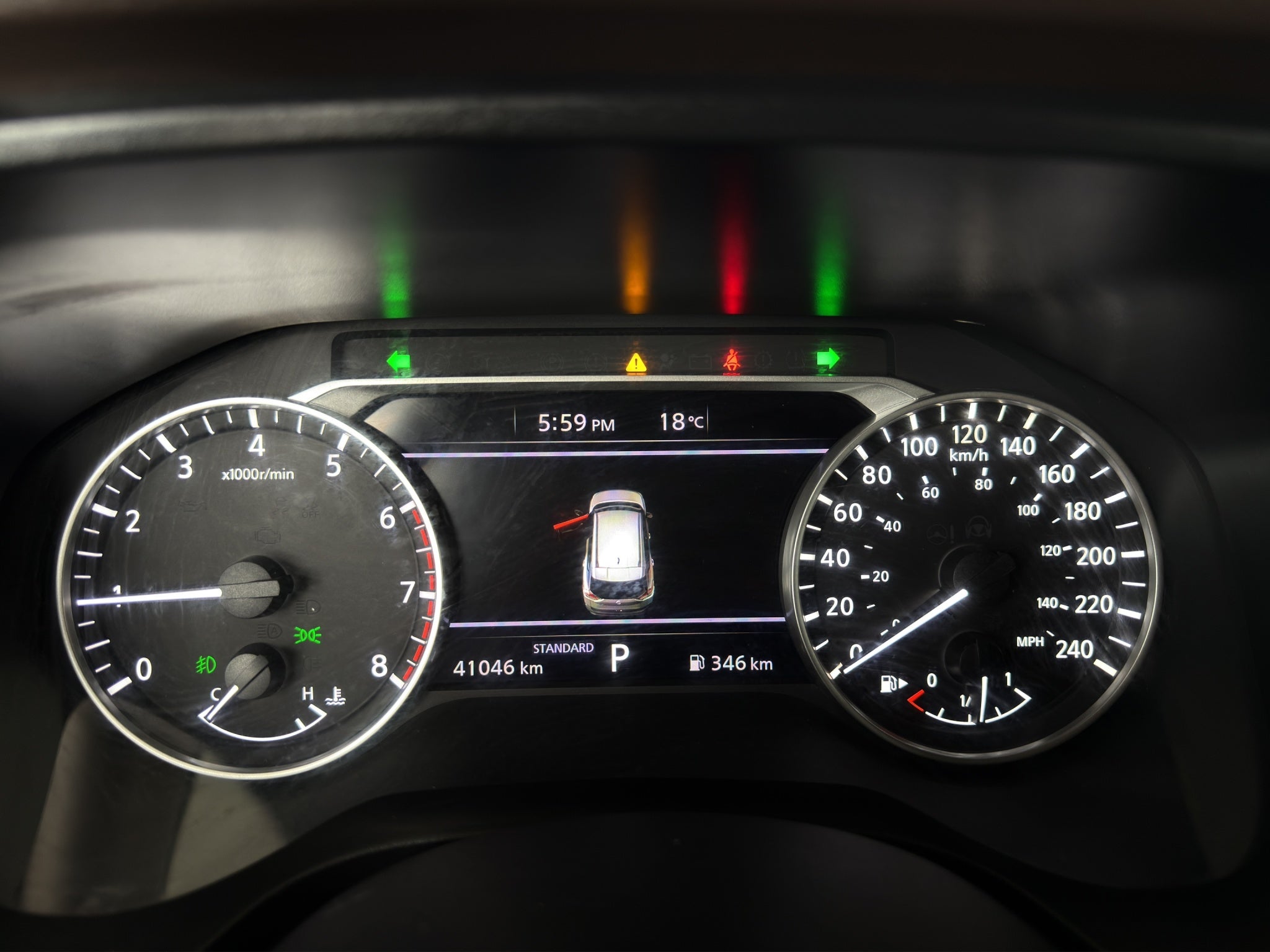 2024 Nissan X-Trail VUD 5 pts. Exclusive, TA, piel, RA-18