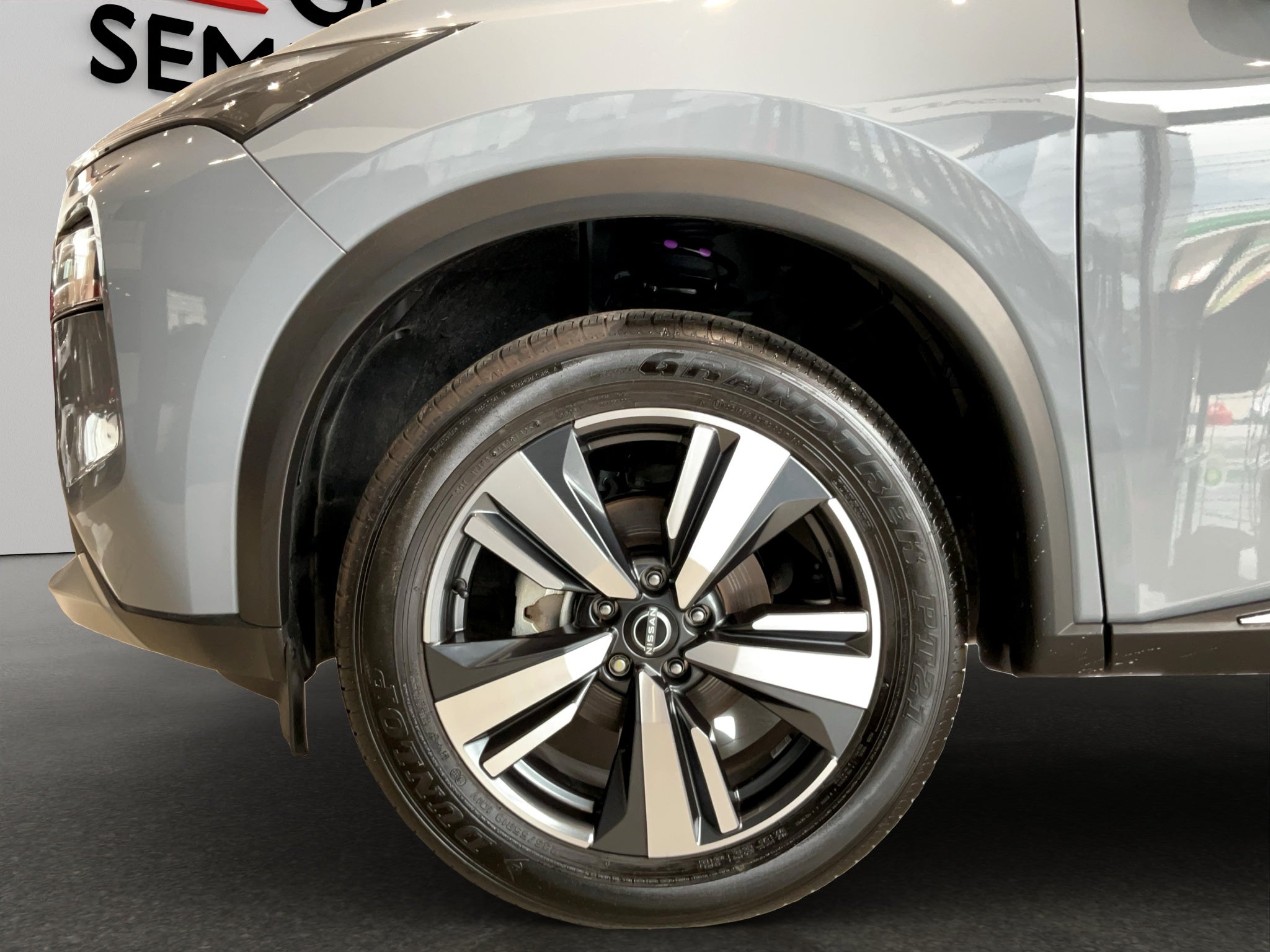 2026 Nissan X-Trail VUD PLATUNUM PLU CVT 2.5 LTS 2 ROW