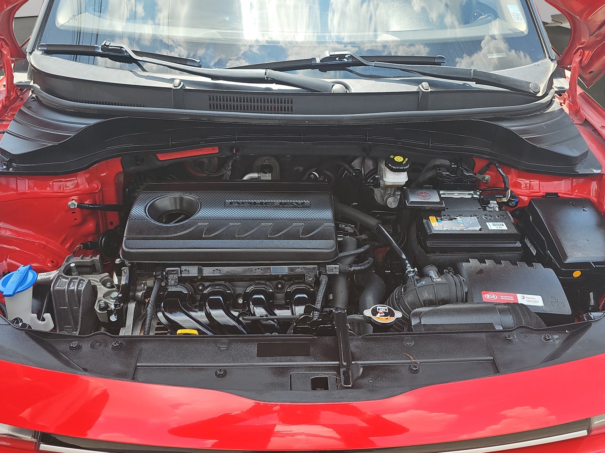 2022 Kia Soul VUD 5 pts. LX, 1.6l, TM6, a/ac., RA-16 (línea anterior)
