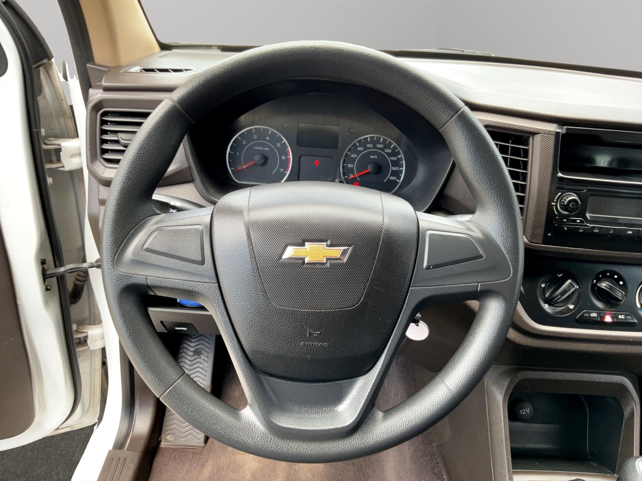 2024 Chevrolet Comerciales Tornado Van Furgoneta 4 pts. LS, 1.5l, TM5, a/ac., RA-14