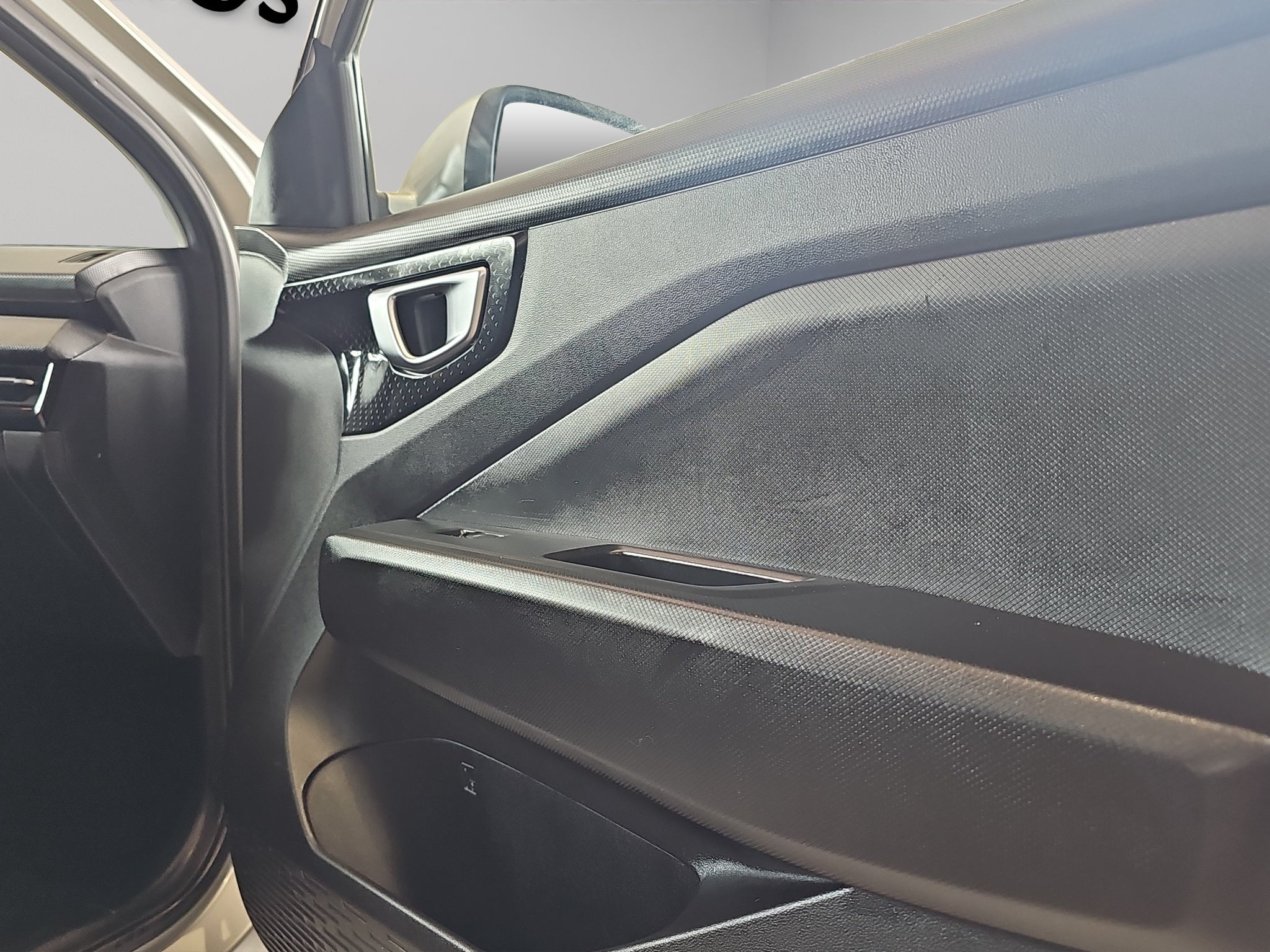 2024 Chevrolet Aveo 5 pts. HB LS, 1.5l, TM6, a/ac., RA-15 (línea nueva)