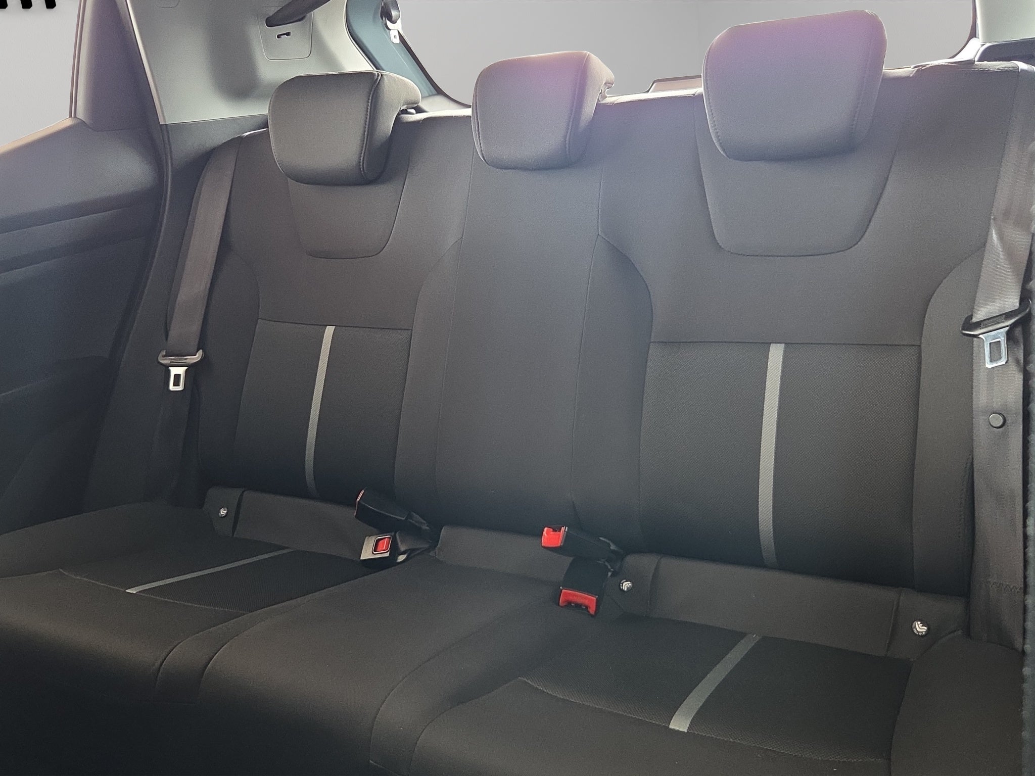 2024 Chevrolet Aveo 5 pts. HB LS, 1.5l, TM6, a/ac., RA-15 (línea nueva)