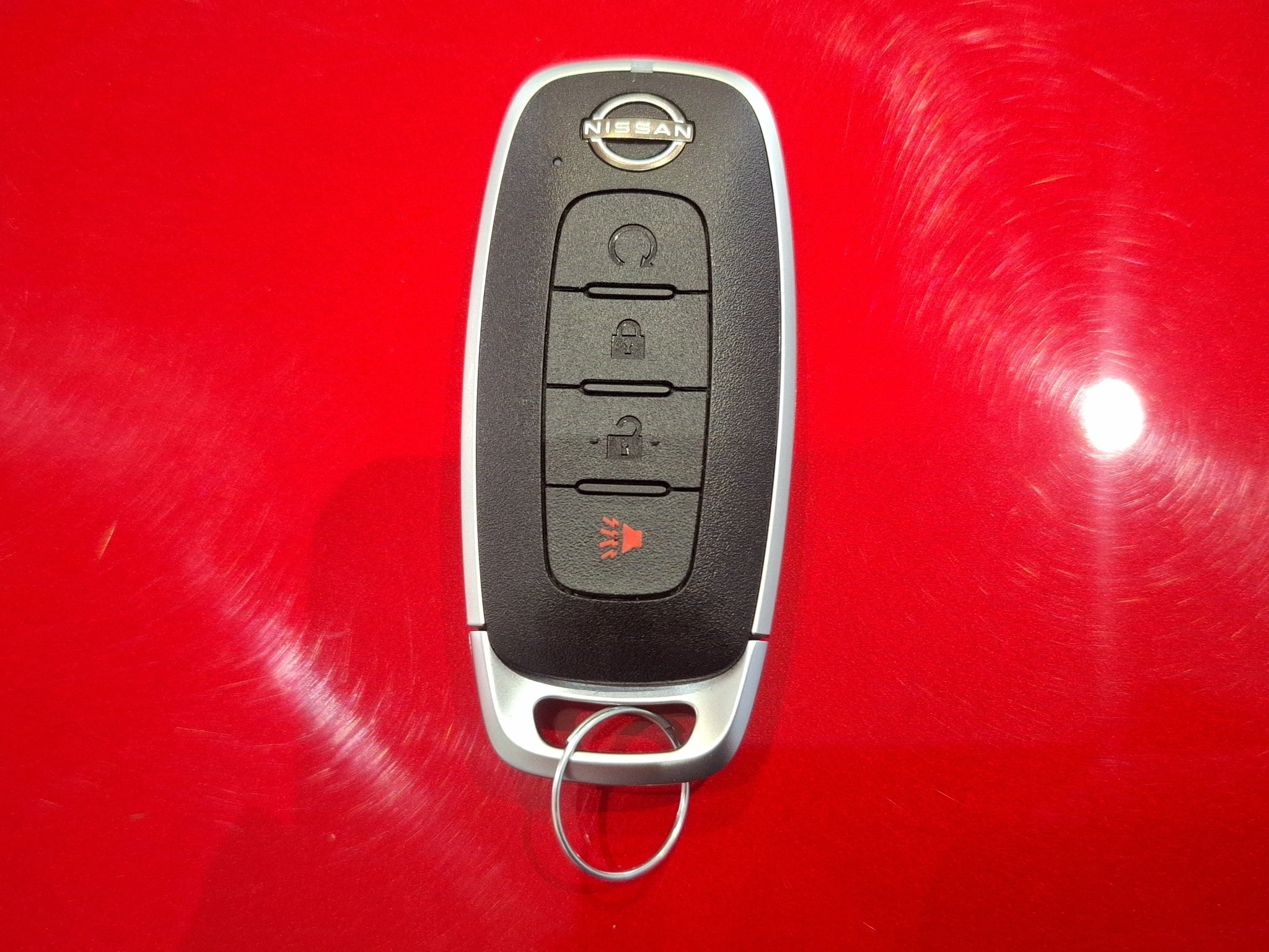 2025 Nissan Magnite VUD 5 pts. Exclusive, 1.0T, TM5, piel, RA-16