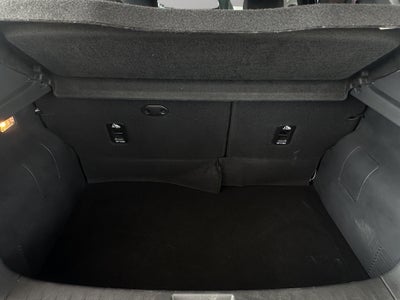 2025 Nissan Magnite VUD 5 pts. Exclusive, 1.0T, TM5, piel, RA-16