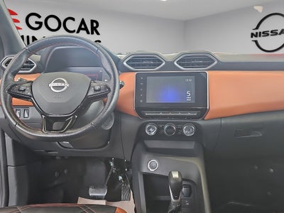 2025 Nissan Magnite VUD 5 pts. Exclusive, 1.0T, TM5, piel, RA-16