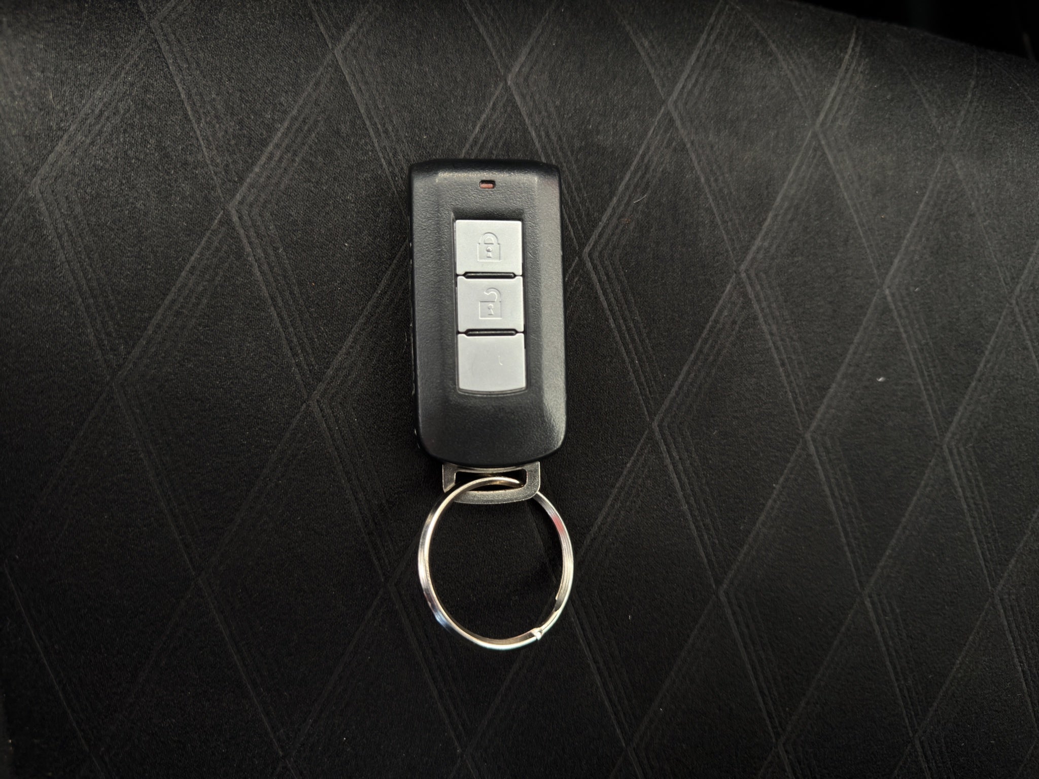 2025 Mitsubishi Xpander VUD 5 pts. GLS, 1.5l, TA, 7 pas., RA-16