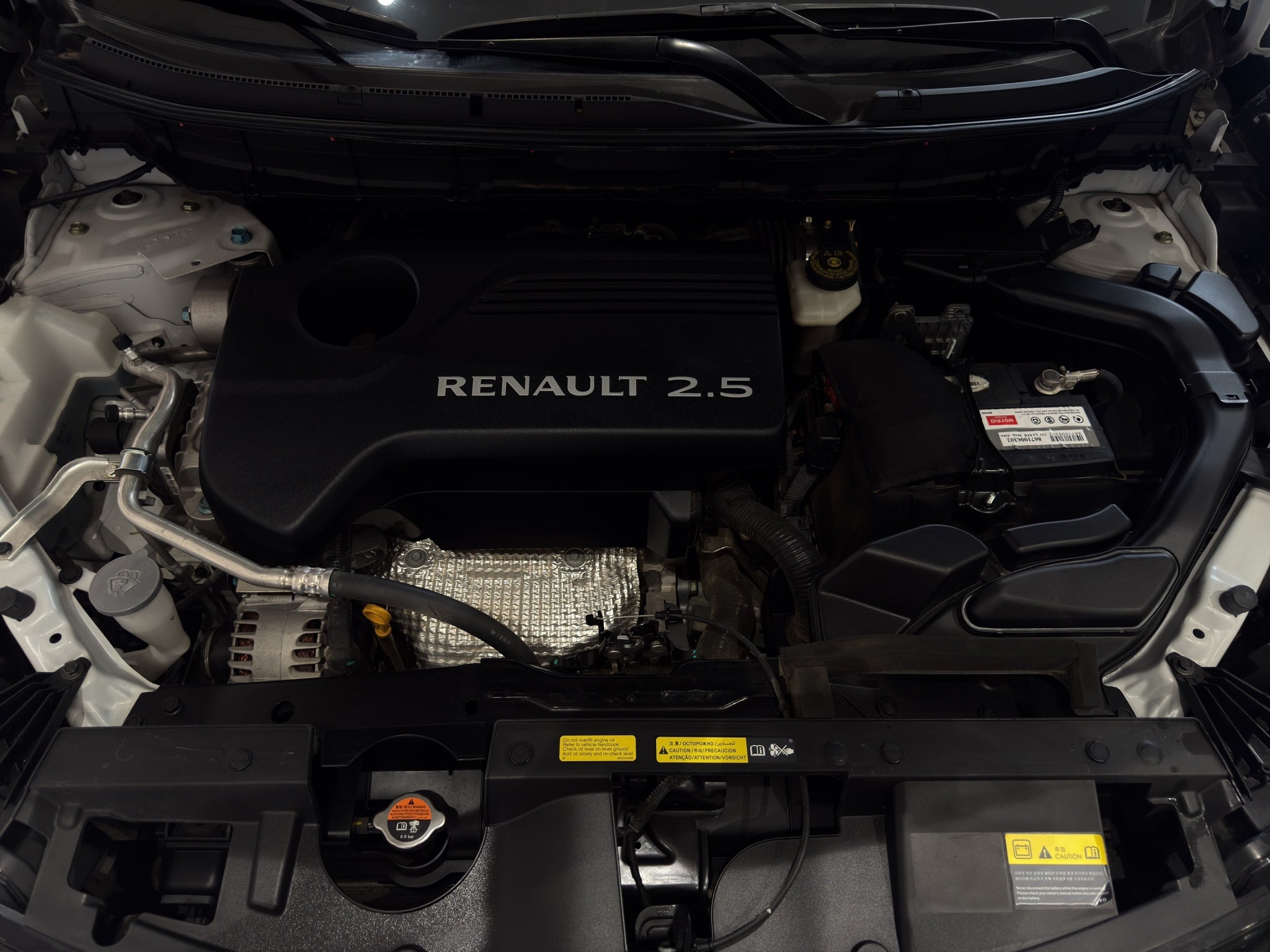 2024 Renault Koleos VUD 5 pts. Iconic, TA, climatronic, piel, QCP, GPS, RA-19