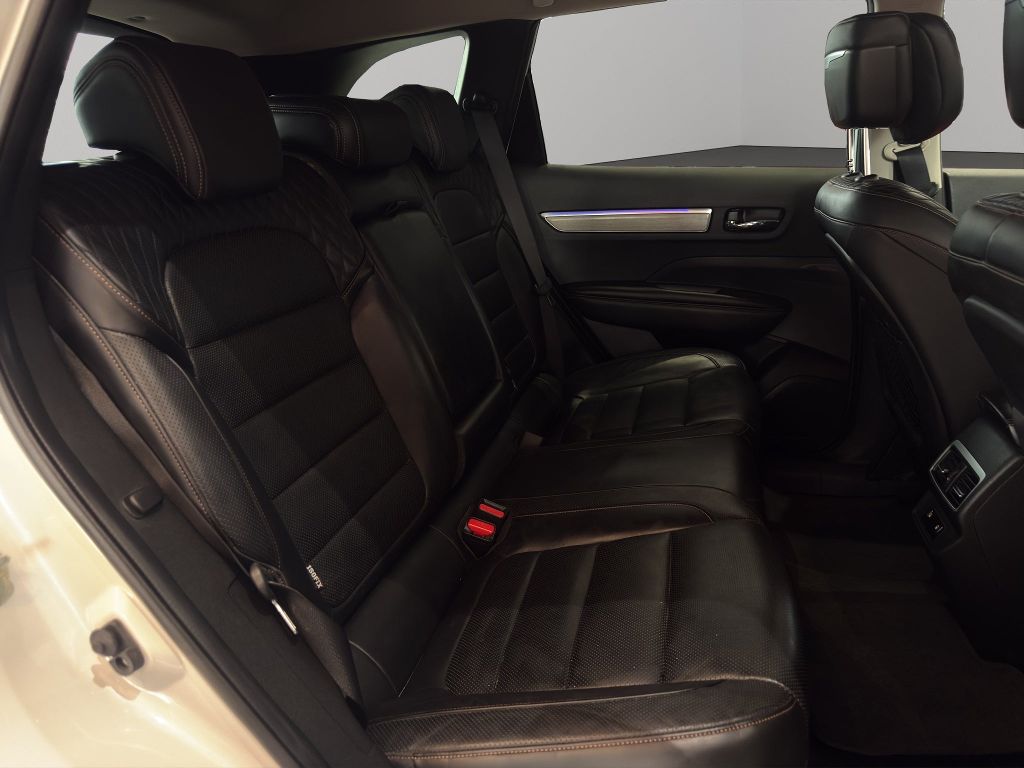 2024 Renault Koleos VUD 5 pts. Iconic, TA, climatronic, piel, QCP, GPS, RA-19