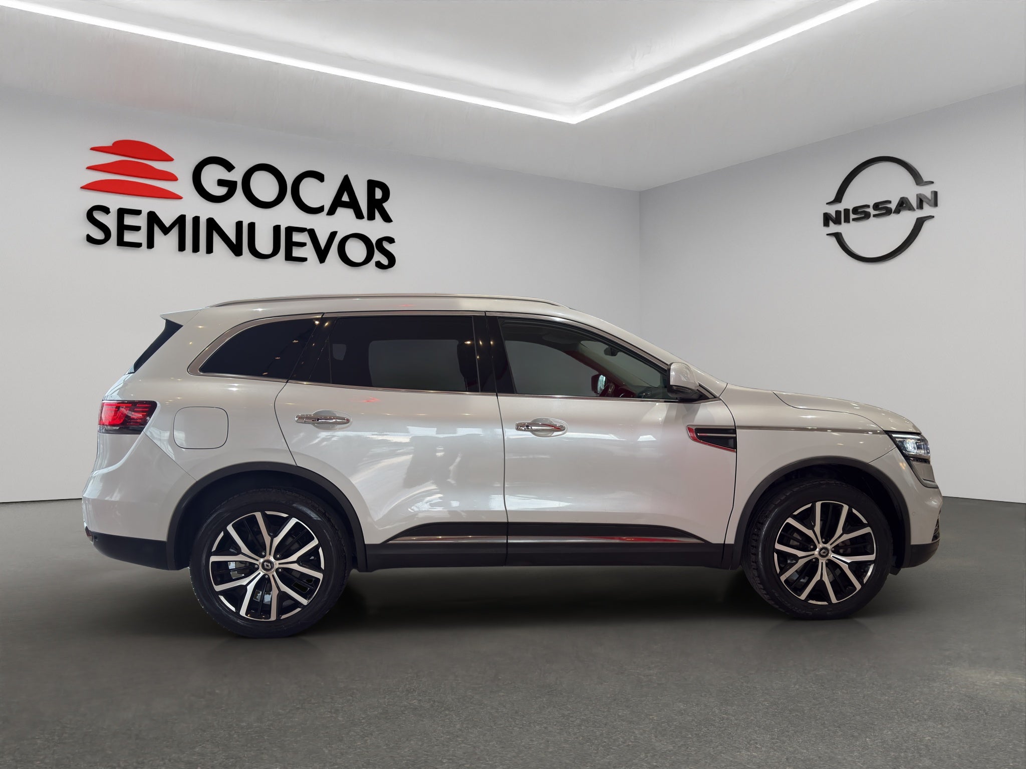 2024 Renault Koleos VUD 5 pts. Iconic, TA, climatronic, piel, QCP, GPS, RA-19