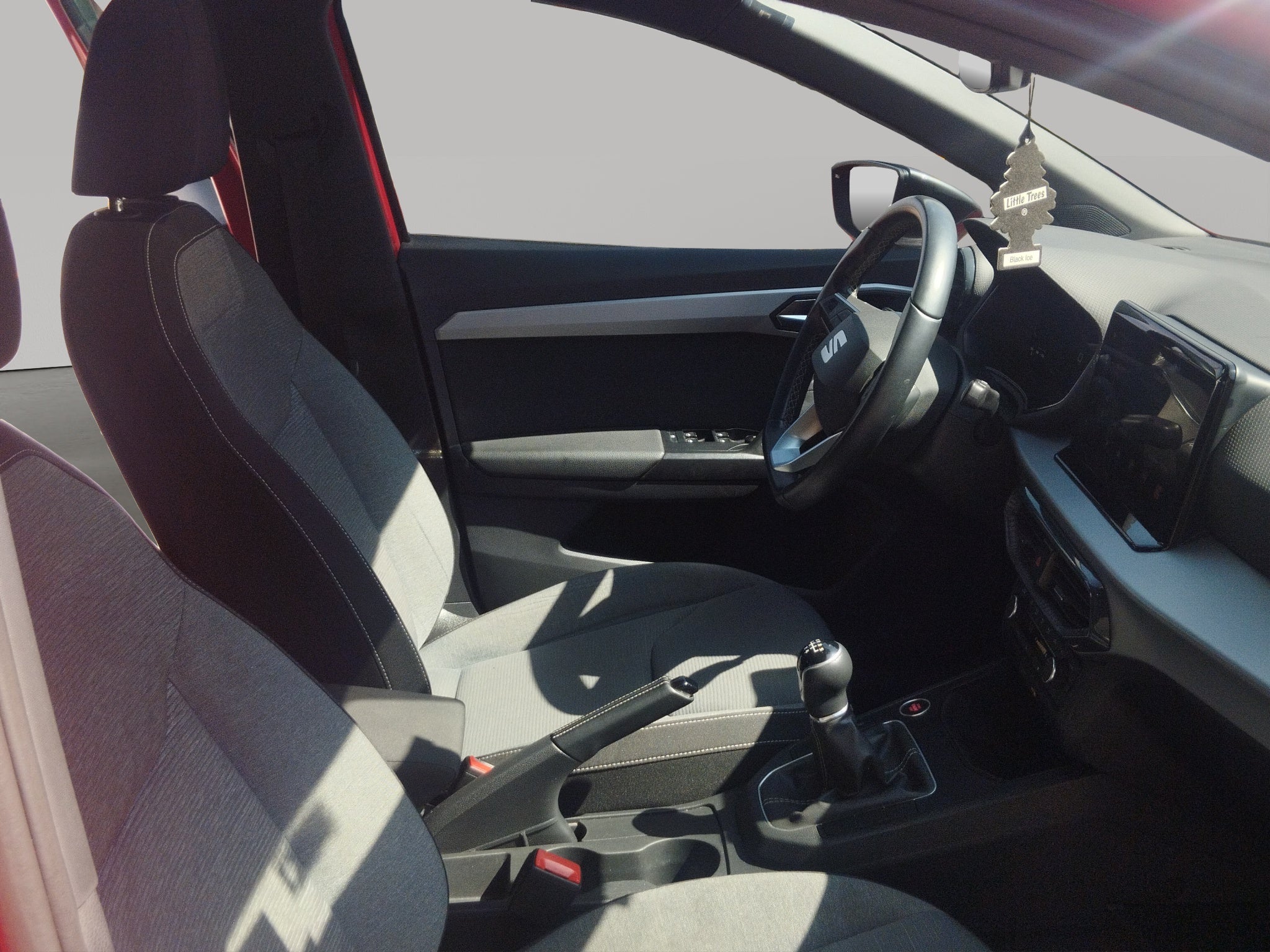 2023 Seat Ibiza 5 pts. Xcellence, 110 HP, 1.6l, TM5, a/ac., QC, f. led, RA-16