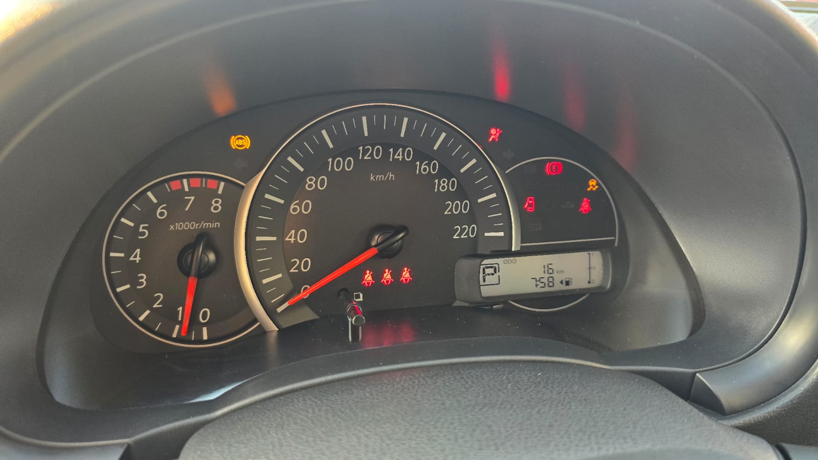 2025 Nissan MARCH 5P ADVANCE L41.6 AUT