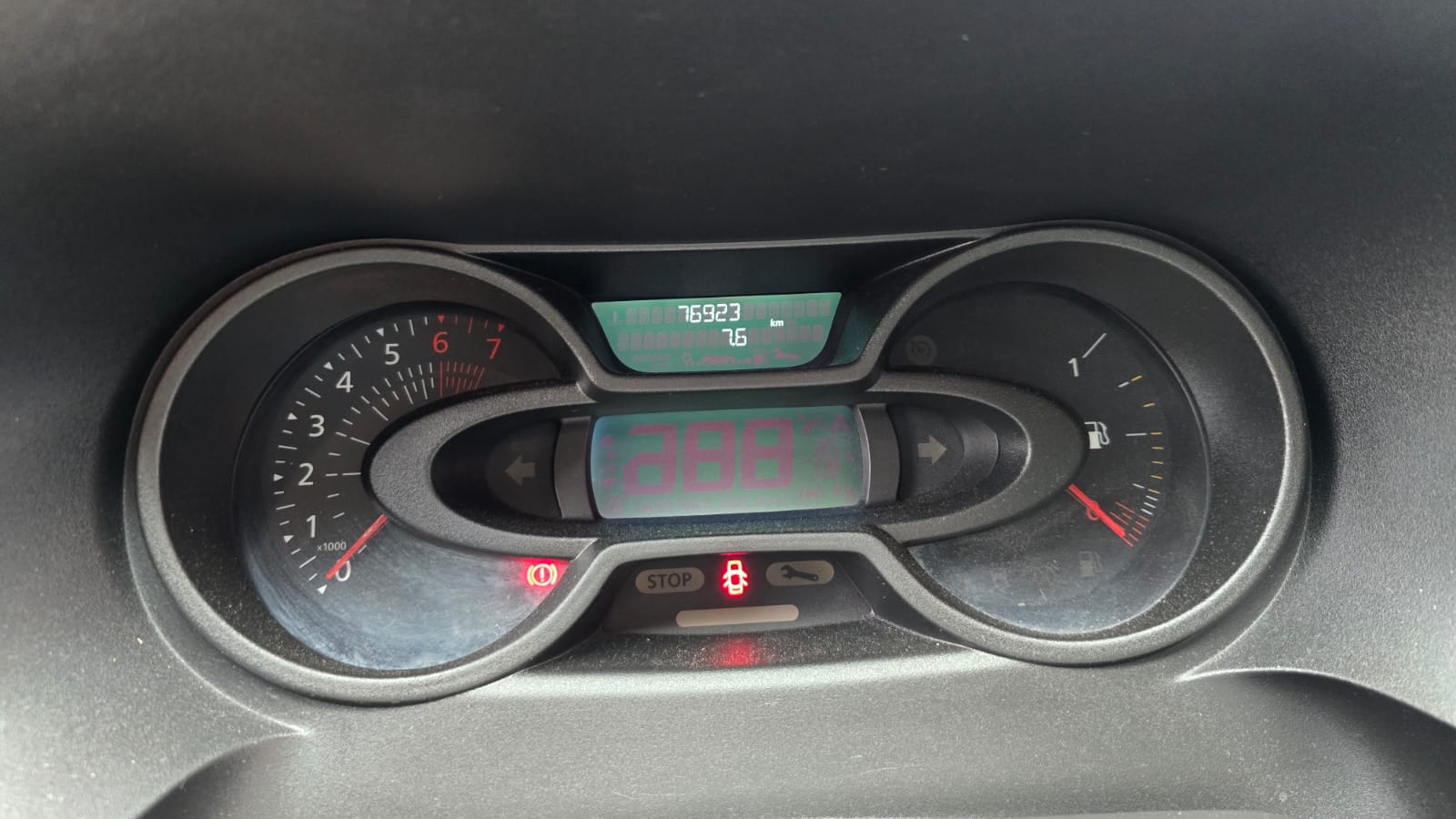 2023 RENAULT OROCH 4 PTS OUTSIDER 13T TA FNIEBLA CANTONERAS RA-16