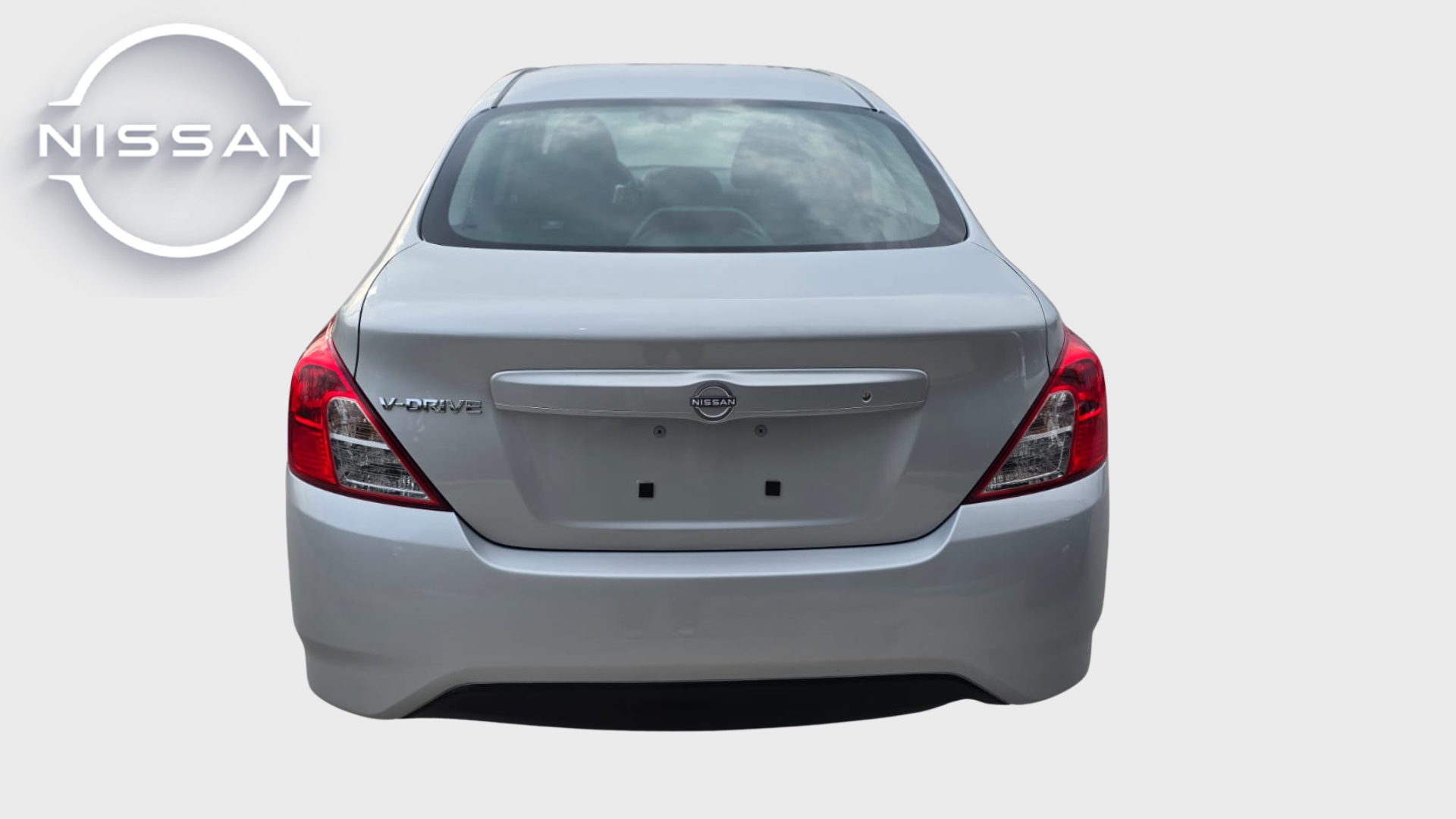 2025 Nissan V-DRIVE 4 PUERTAS TM AC AUDIO