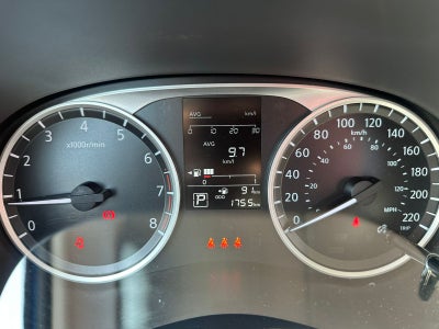 2024 Nissan KICKS PLAY ADVANCE CVT