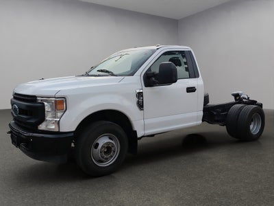2022 Ford F-350 2 PTS F-350 XL CHASIS CABINA 62L V8 TA AAC