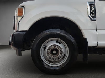 2022 Ford F-350 2 PTS F-350 XL CHASIS CABINA 62L V8 TA AAC
