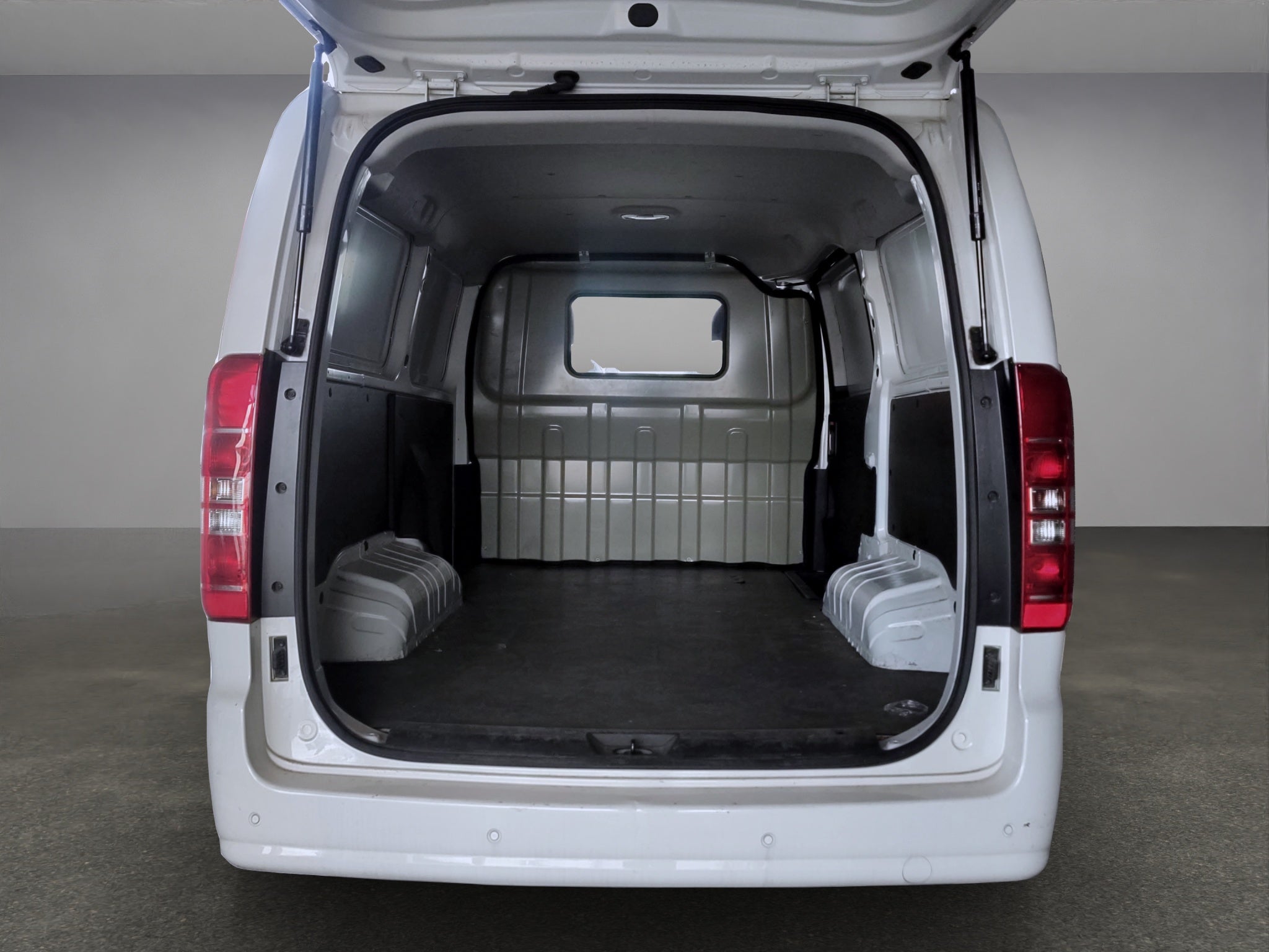 2026 JAC SUNRAY 5P CITY CARGO L41.5T MAN