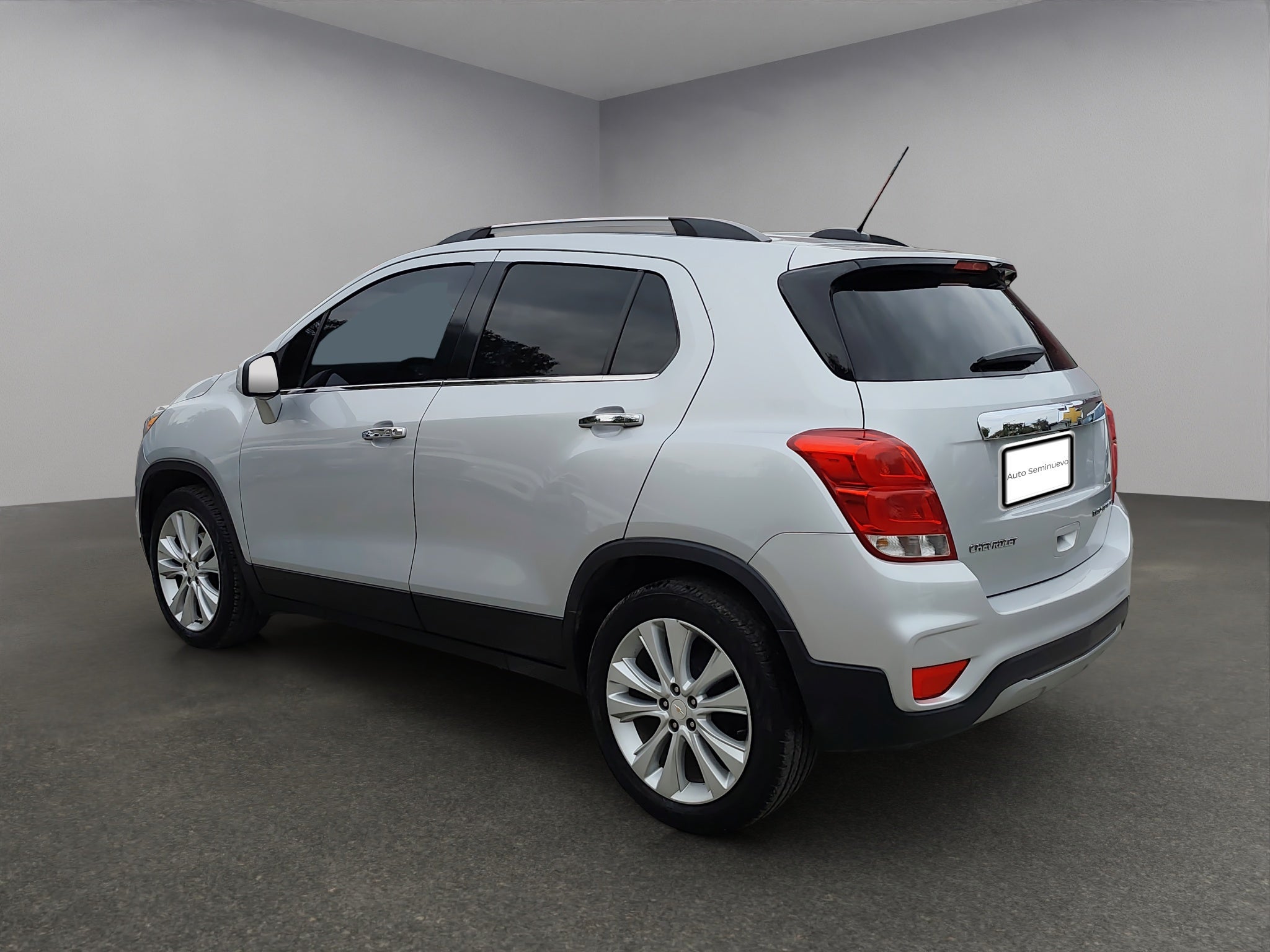 2020 Chevrolet TRAX 5 PTS PREMIER 18L TA PIEL QC F NIEBLA RA-18