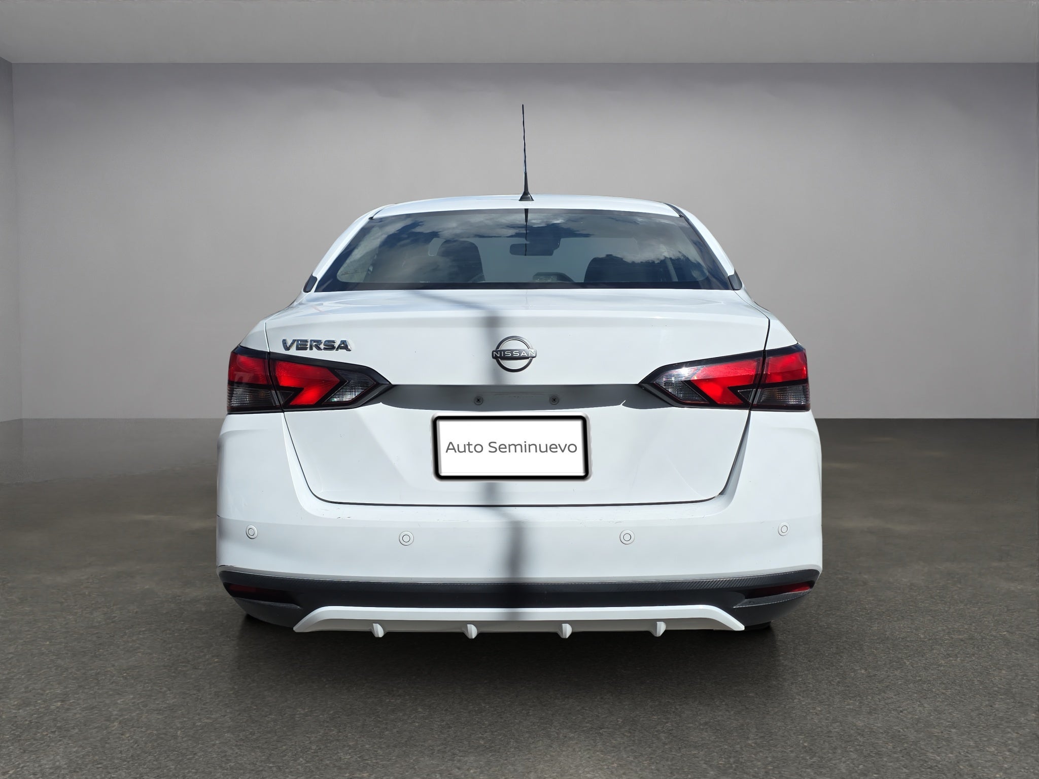 2023 Nissan VERSA 4P SENSE L41.6 AUT