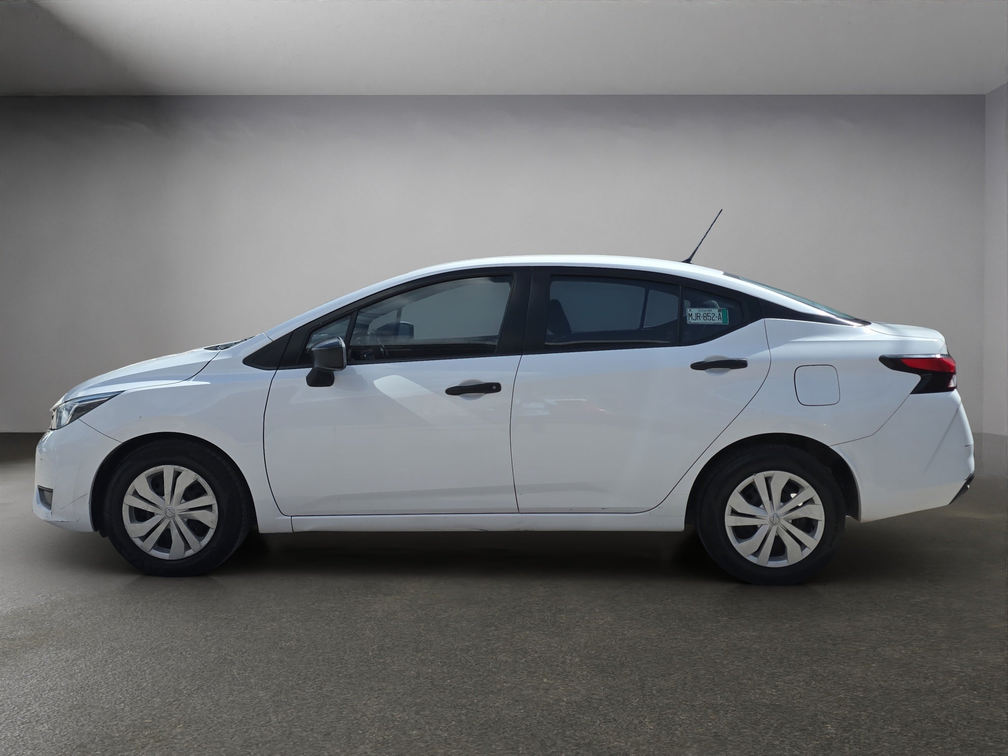 2023 Nissan VERSA 4P SENSE L41.6 AUT