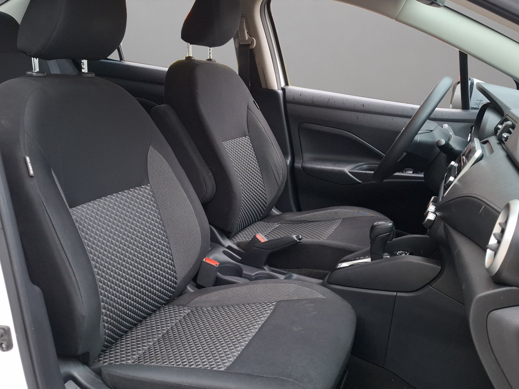 2020 Nissan VERSA 4 PTS SENSE  AAC VE R-15CVT
