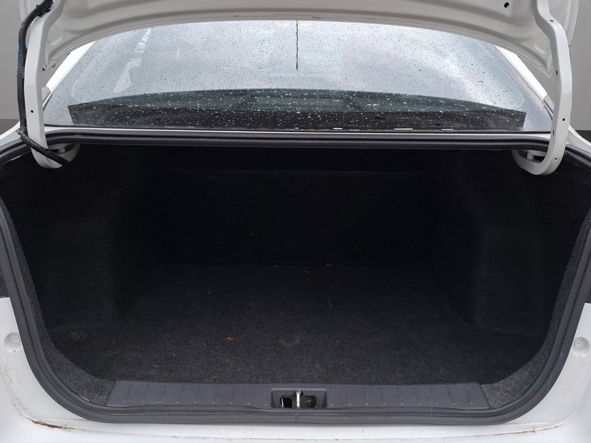 2020 Nissan VERSA 4 PTS SENSE  AAC VE R-15CVT