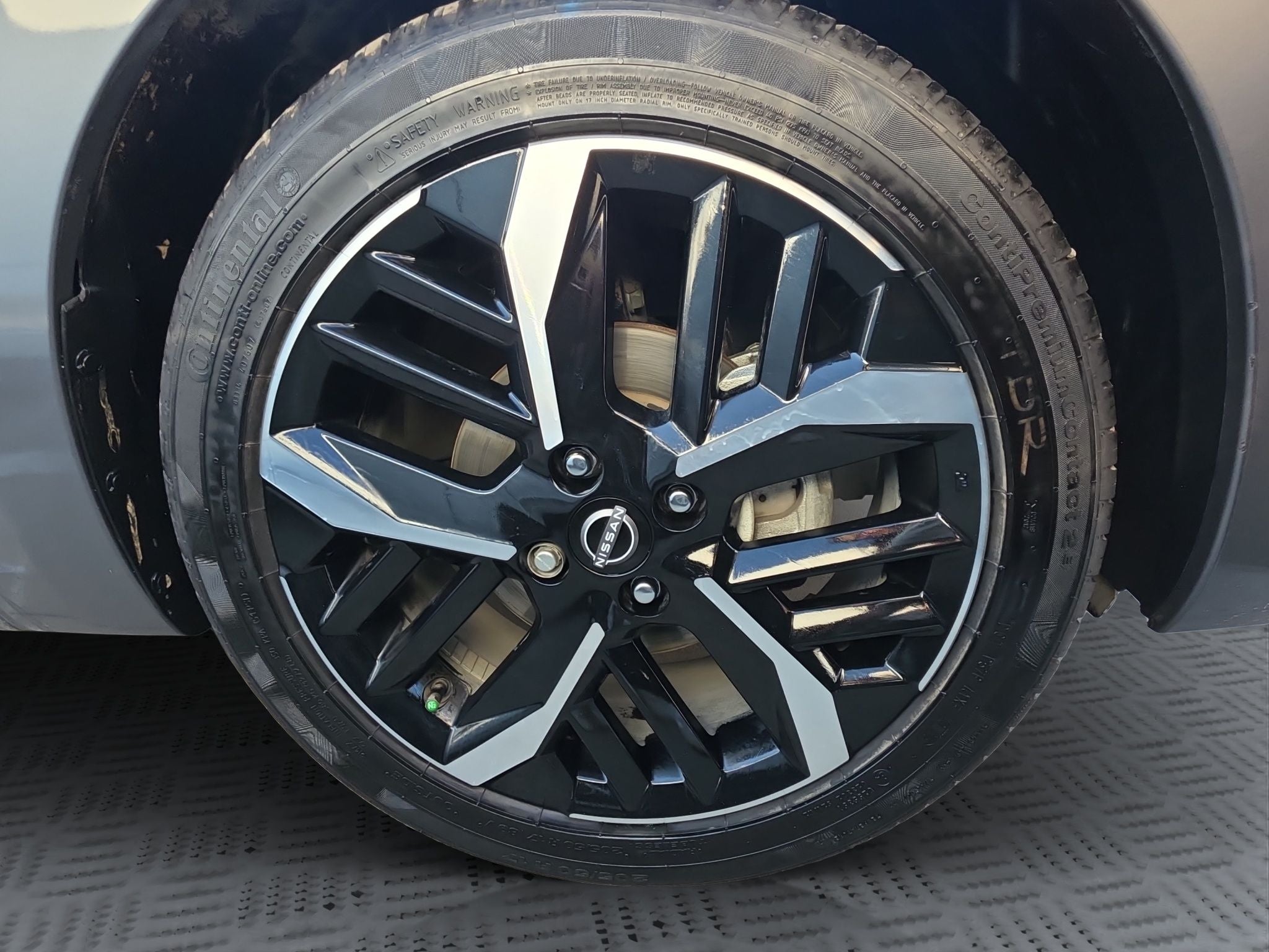 2025 Nissan Versa 1.6 SR At