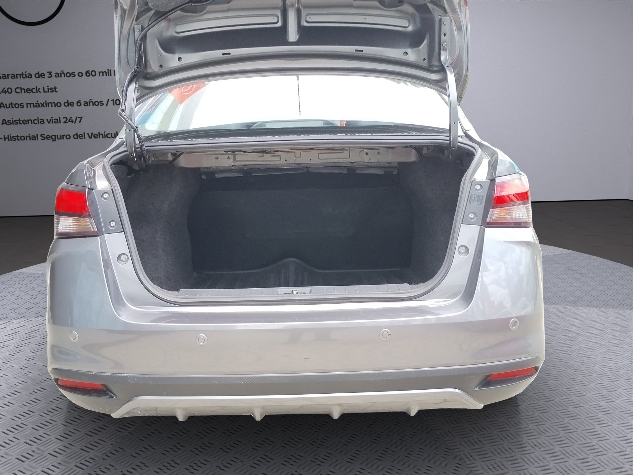 2024 Nissan VERSA 4P SENSE L41.6 AUT