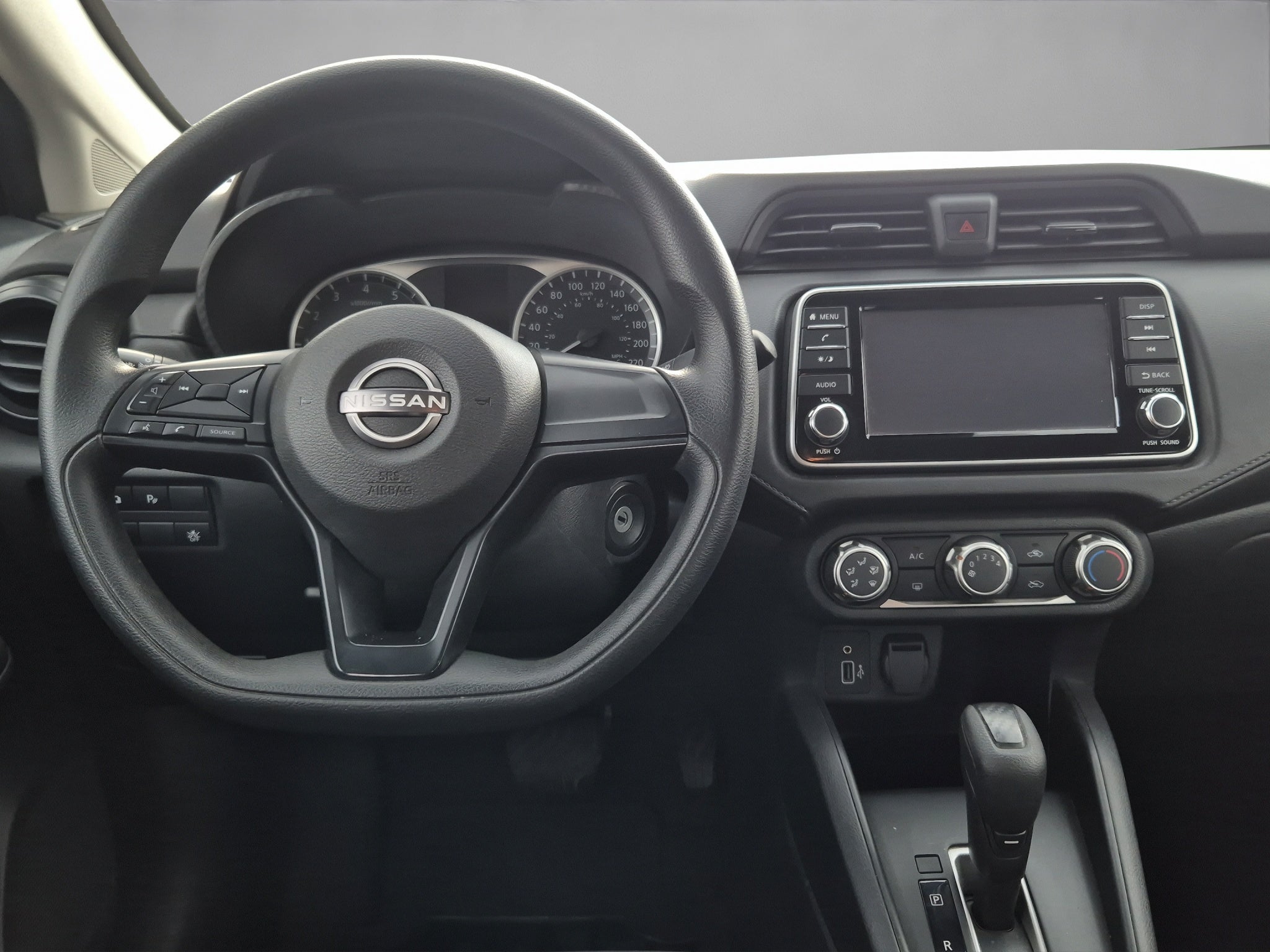 2024 Nissan VERSA 4P SENSE L41.6 AUT