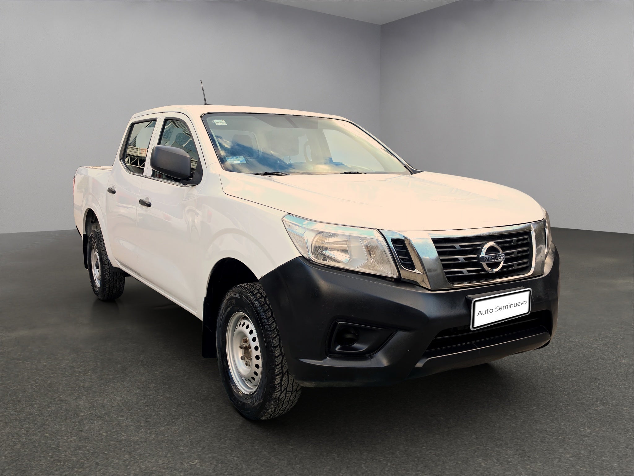 2020 Nissan NP300 4 PTS PICK-UP DOBLE CABINA SE TM6 AAC VE