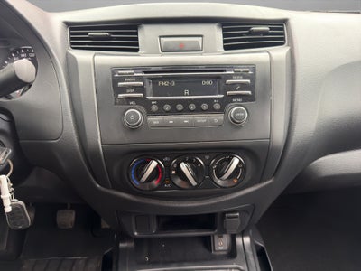 2024 Nissan FRONTIER 4P SE L42.5 MAN