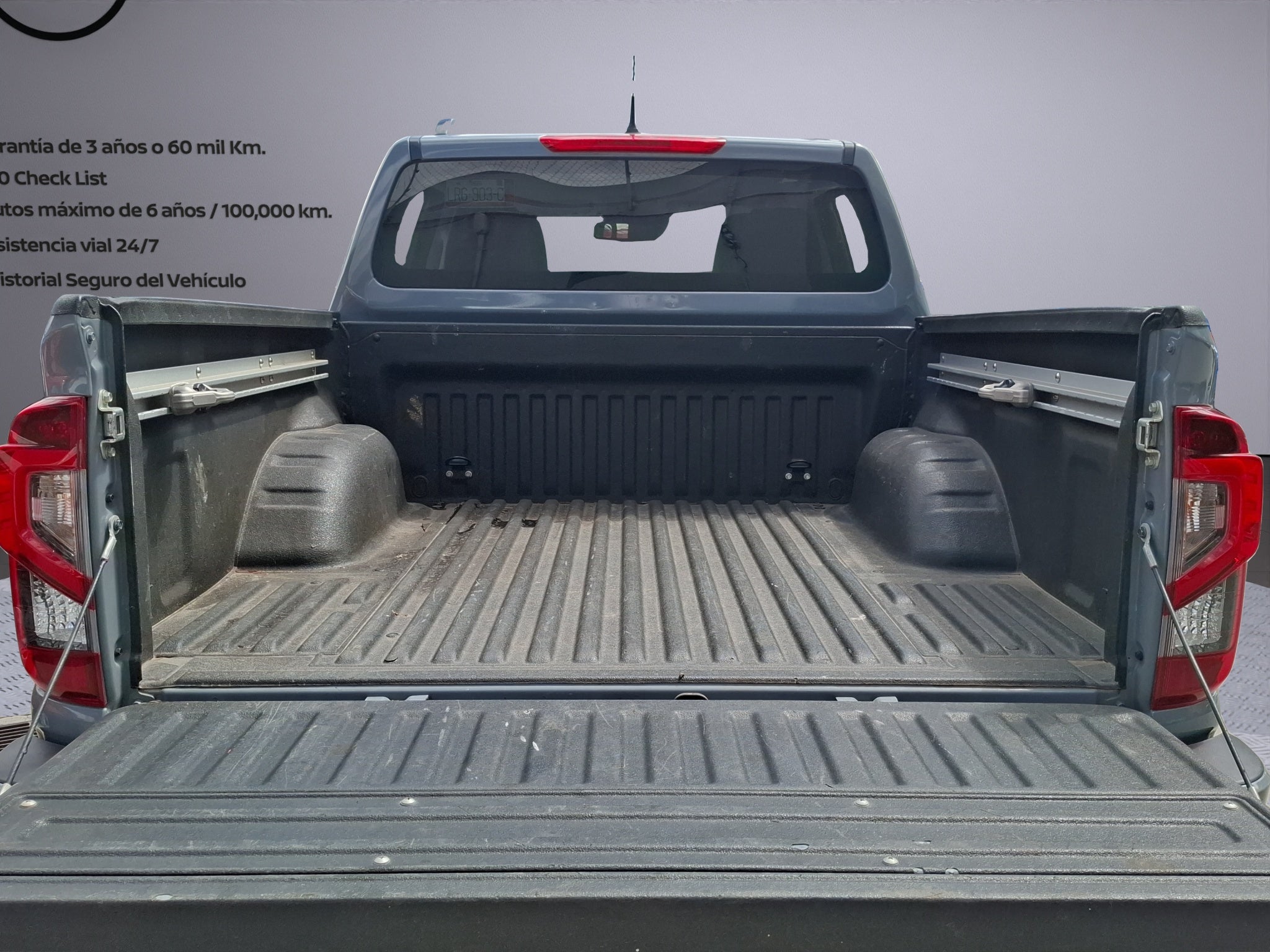 2025 Nissan FRONTIER 4P PRO-4X L42.5 AUT 4X4