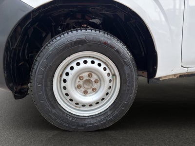2018 Nissan NP300 2 PTS ESTACAS TM6