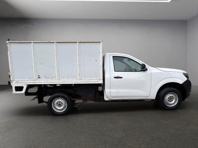 2018 Nissan NP300 2 PTS ESTACAS TM6